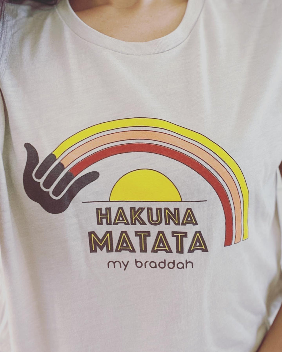 WOMEN'S HAKUNA MATATA MY BRADDAH crop tee