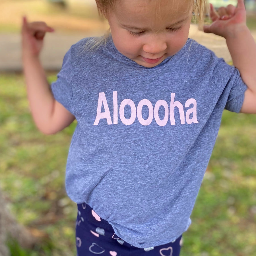 ALOOOHA tee, blues and pinks