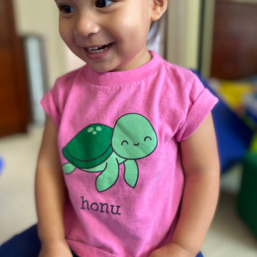 HONU tee, in light blue and hot pink