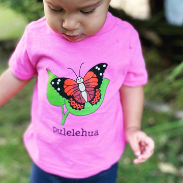 PULELEHUA tee, in hot pink and pink